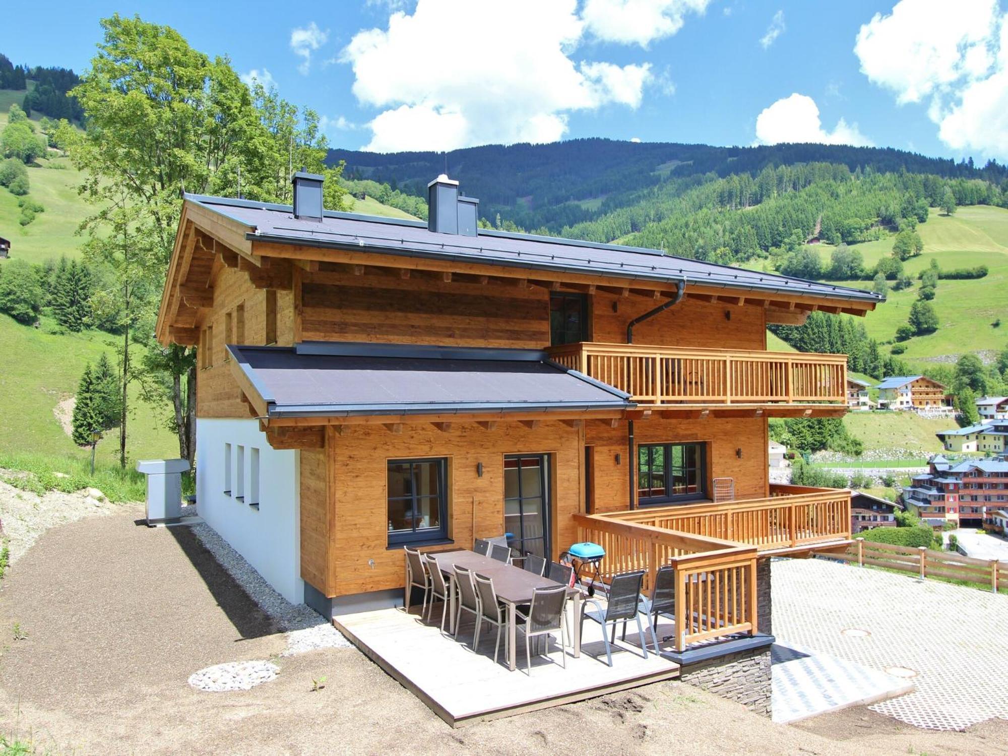 Modern Chalet With Sauna Near Ski Area In Saalbach Hinterglemm Salzburgerland Exterior photo